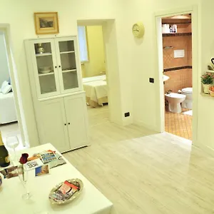 Apartment The Avalon, Rom